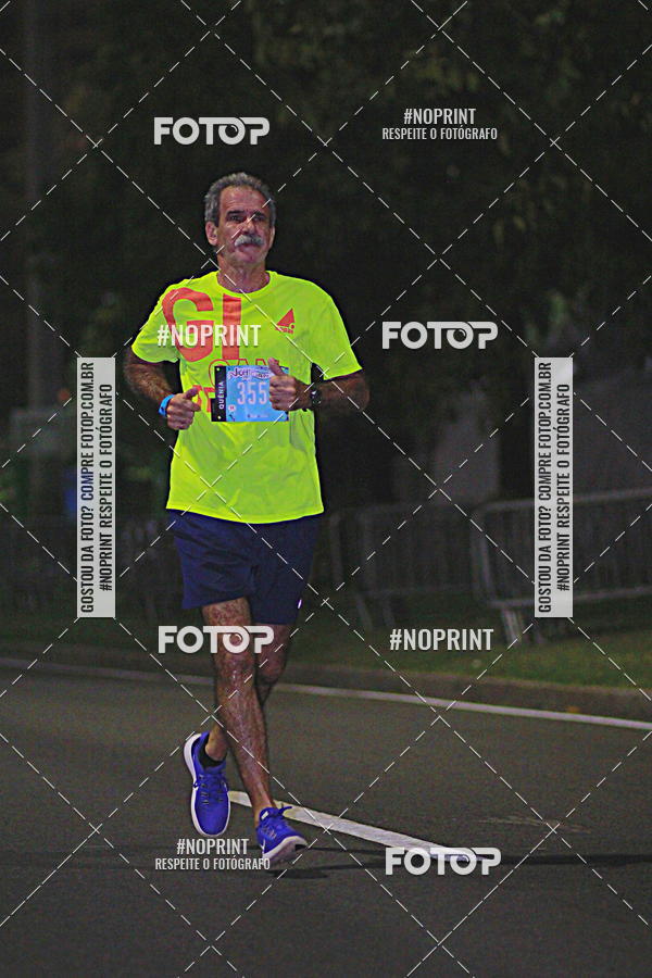 Buy your photos of the eventNight Run 2019 - Pop - Rio de Janeiro on Fotop