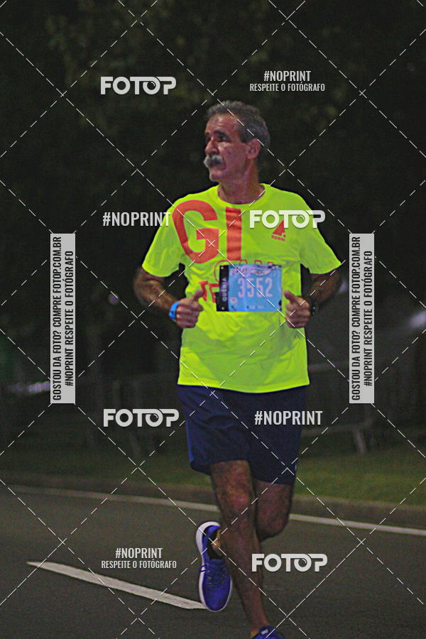 Buy your photos of the eventNight Run 2019 - Pop - Rio de Janeiro on Fotop