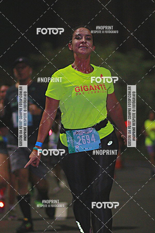 Buy your photos of the eventNight Run 2019 - Pop - Rio de Janeiro on Fotop