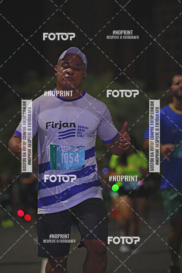 Buy your photos of the eventNight Run 2019 - Pop - Rio de Janeiro on Fotop