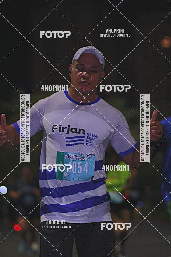 Buy your photos of the eventNight Run 2019 - Pop - Rio de Janeiro on Fotop