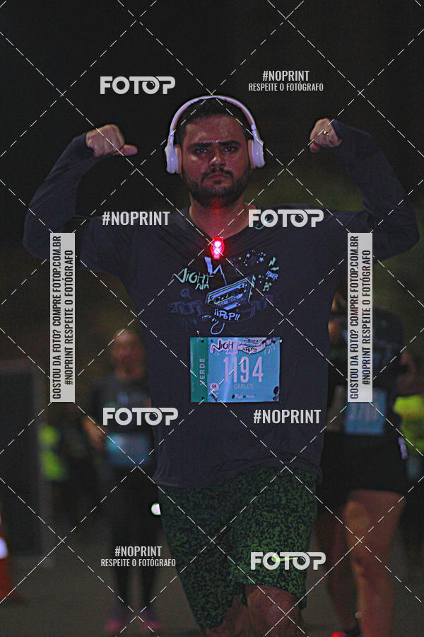 Buy your photos of the eventNight Run 2019 - Pop - Rio de Janeiro on Fotop