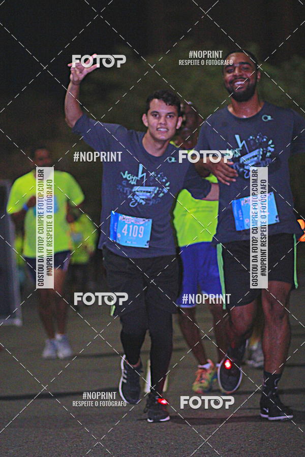 Buy your photos of the eventNight Run 2019 - Pop - Rio de Janeiro on Fotop