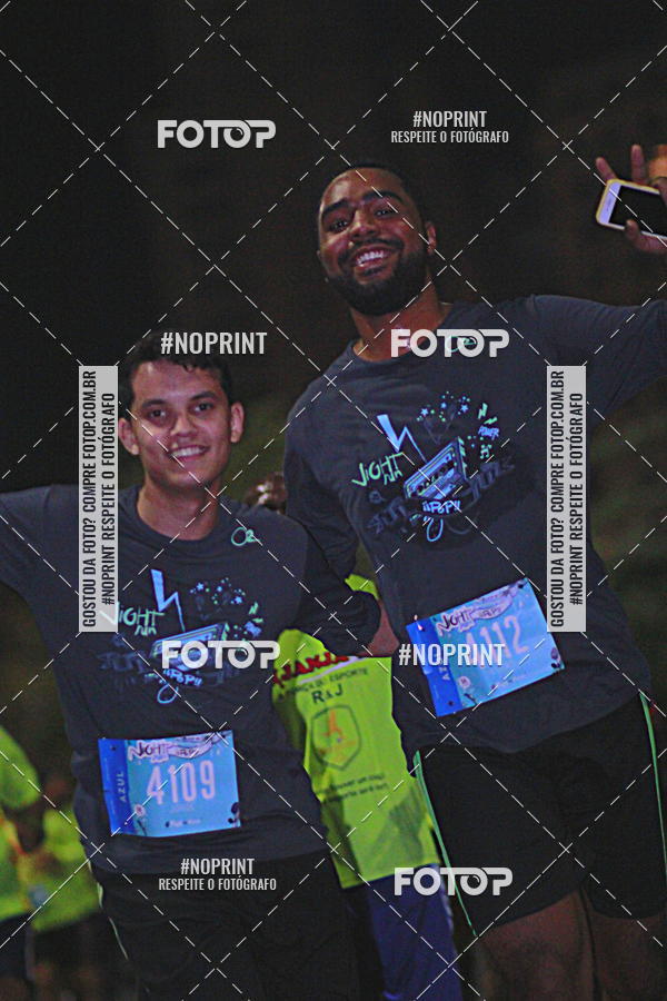 Buy your photos of the eventNight Run 2019 - Pop - Rio de Janeiro on Fotop