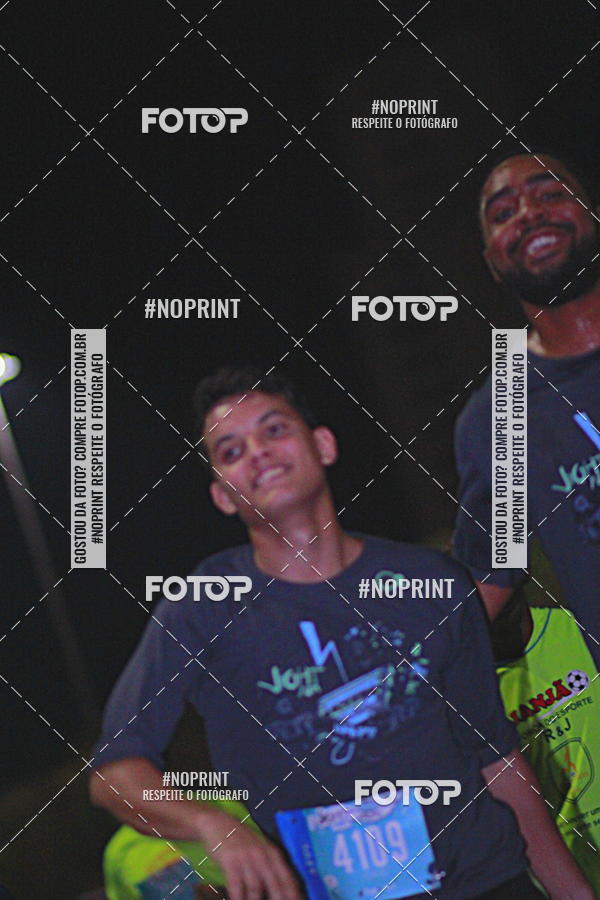 Buy your photos of the eventNight Run 2019 - Pop - Rio de Janeiro on Fotop