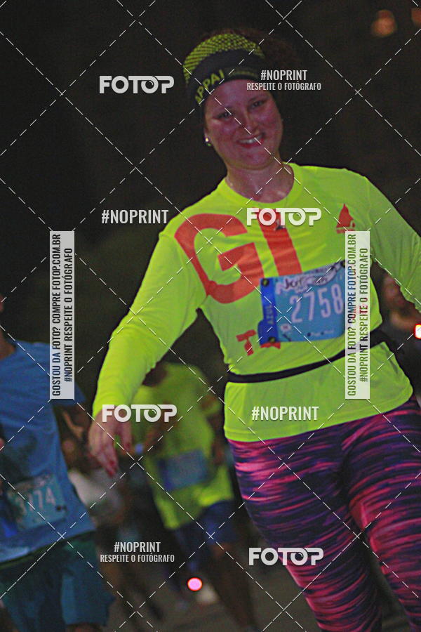 Buy your photos of the eventNight Run 2019 - Pop - Rio de Janeiro on Fotop