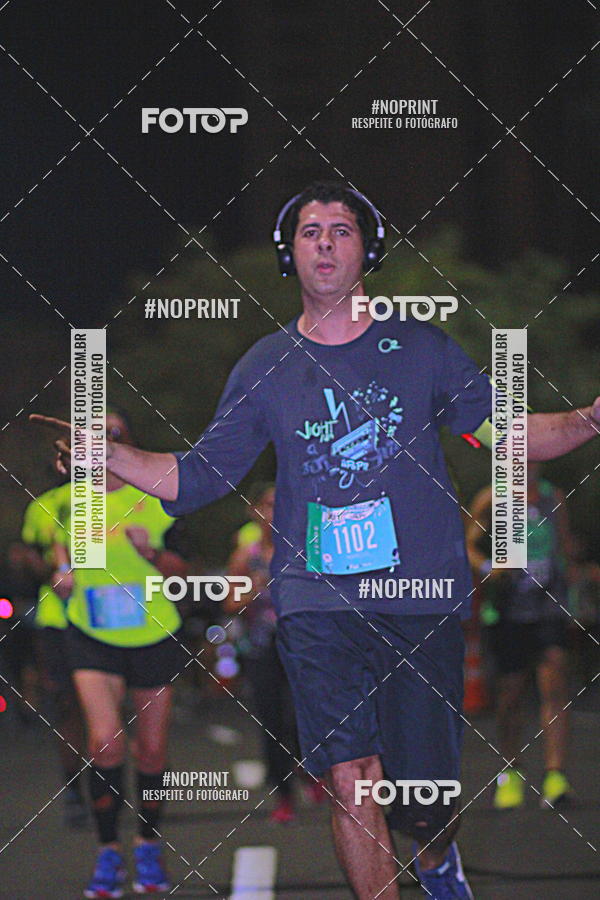 Buy your photos of the eventNight Run 2019 - Pop - Rio de Janeiro on Fotop
