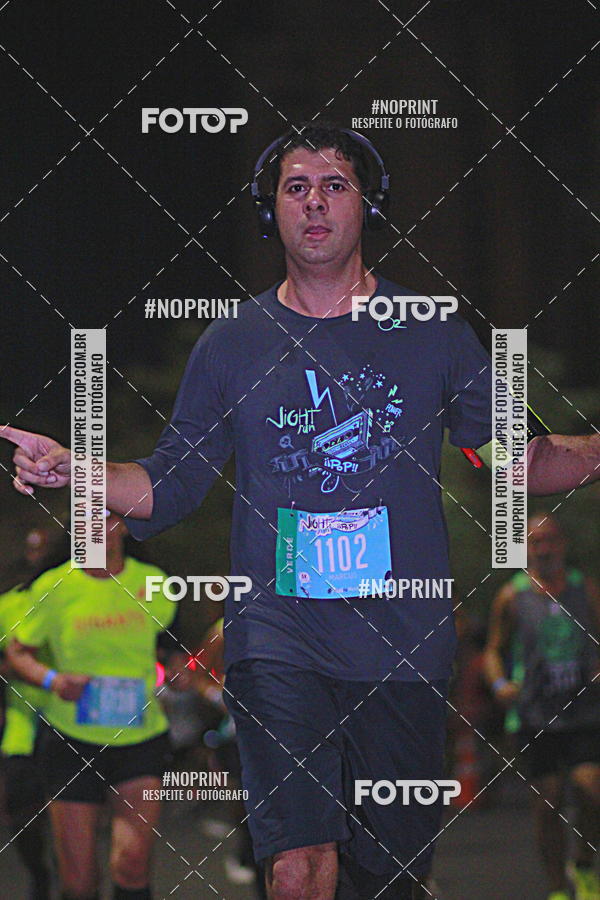 Buy your photos of the eventNight Run 2019 - Pop - Rio de Janeiro on Fotop