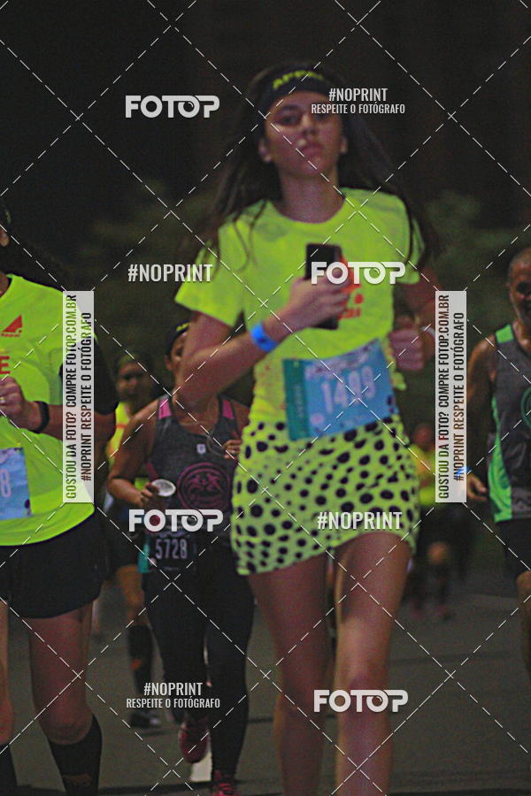 Buy your photos of the eventNight Run 2019 - Pop - Rio de Janeiro on Fotop