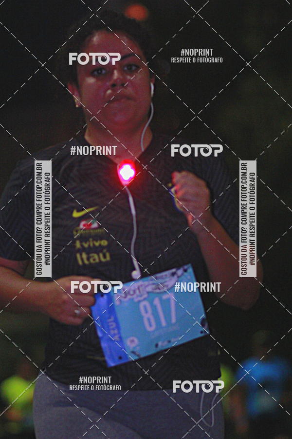 Buy your photos of the eventNight Run 2019 - Pop - Rio de Janeiro on Fotop