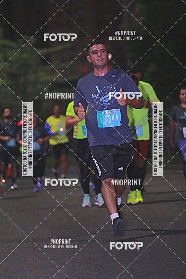 Buy your photos of the eventNight Run 2019 - Pop - Rio de Janeiro on Fotop