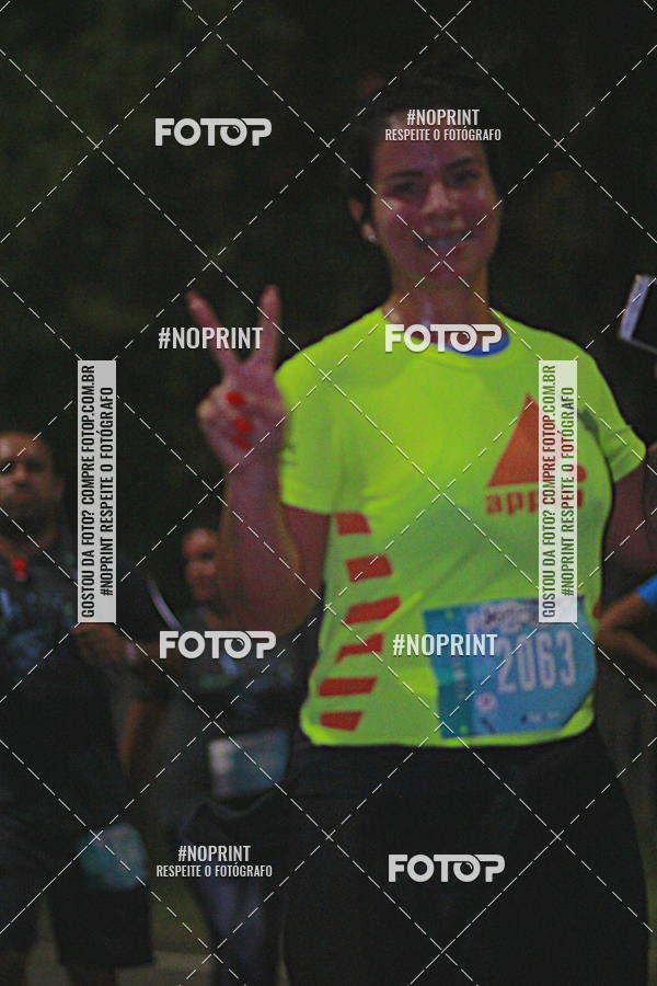 Buy your photos of the eventNight Run 2019 - Pop - Rio de Janeiro on Fotop