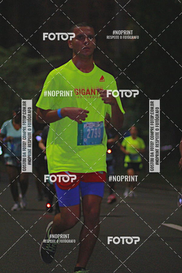 Buy your photos of the eventNight Run 2019 - Pop - Rio de Janeiro on Fotop