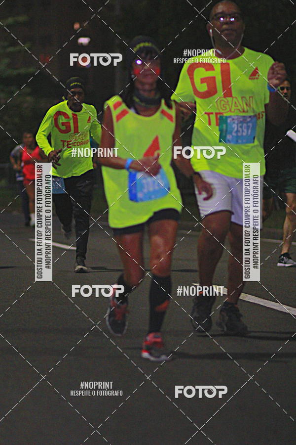 Buy your photos of the eventNight Run 2019 - Pop - Rio de Janeiro on Fotop