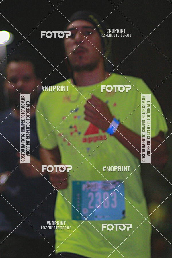 Buy your photos of the eventNight Run 2019 - Pop - Rio de Janeiro on Fotop