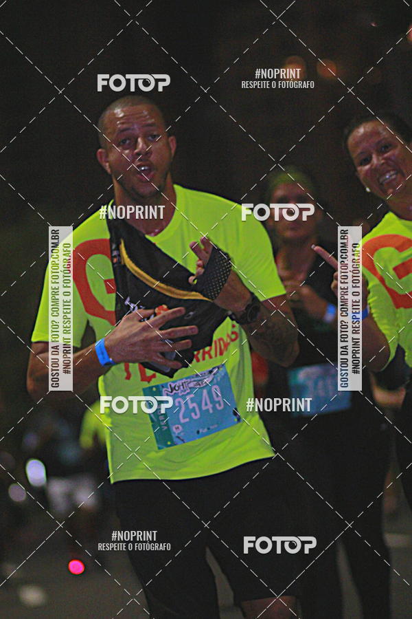 Buy your photos of the eventNight Run 2019 - Pop - Rio de Janeiro on Fotop