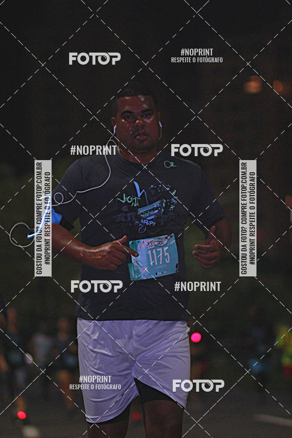 Buy your photos of the eventNight Run 2019 - Pop - Rio de Janeiro on Fotop