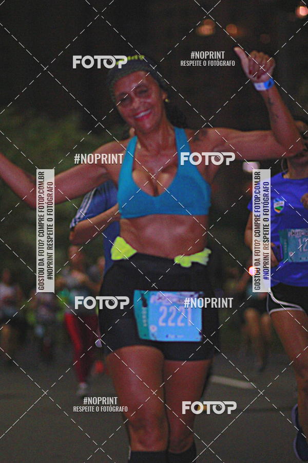 Buy your photos of the eventNight Run 2019 - Pop - Rio de Janeiro on Fotop