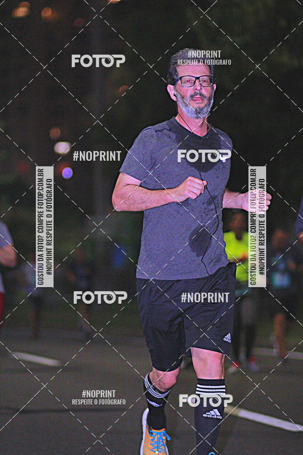 Buy your photos of the eventNight Run 2019 - Pop - Rio de Janeiro on Fotop