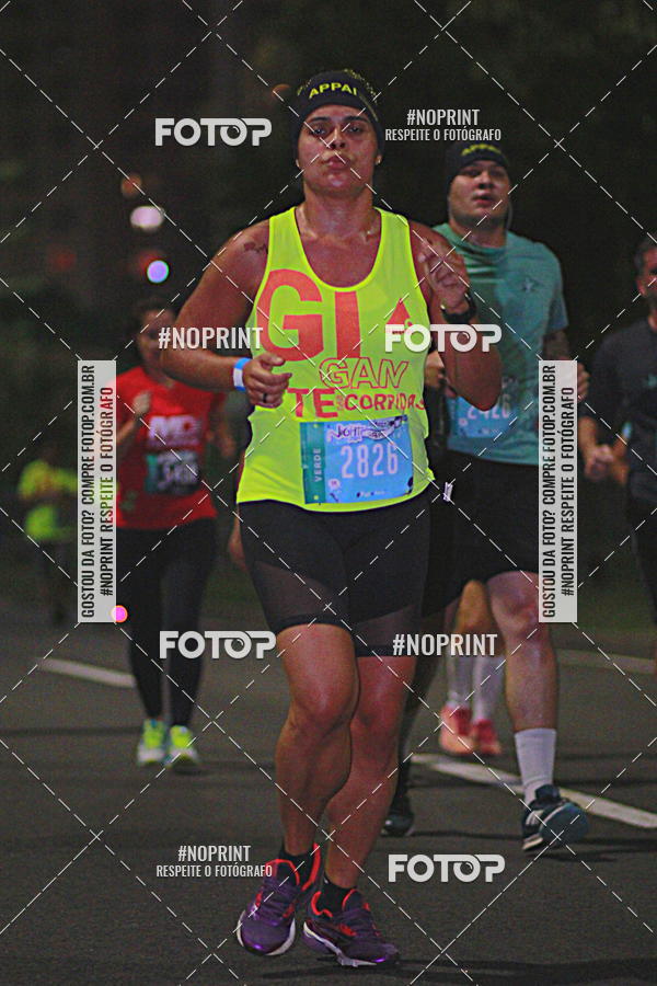 Buy your photos of the eventNight Run 2019 - Pop - Rio de Janeiro on Fotop