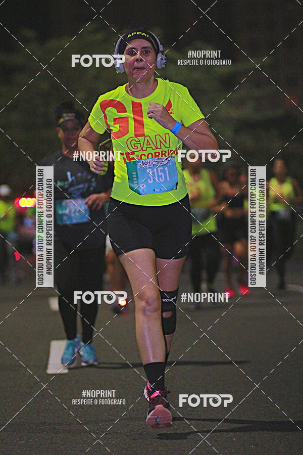 Buy your photos of the eventNight Run 2019 - Pop - Rio de Janeiro on Fotop