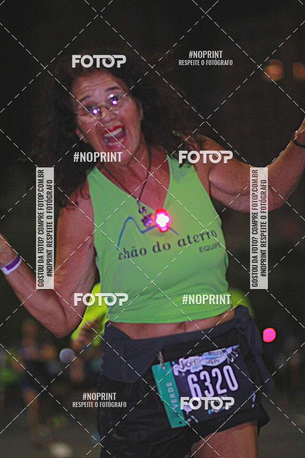 Buy your photos of the eventNight Run 2019 - Pop - Rio de Janeiro on Fotop