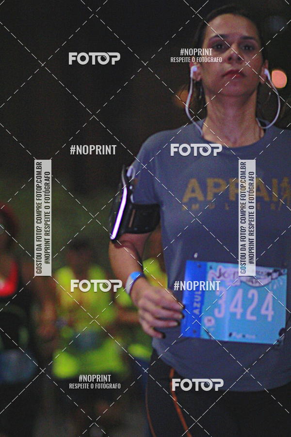 Buy your photos of the eventNight Run 2019 - Pop - Rio de Janeiro on Fotop