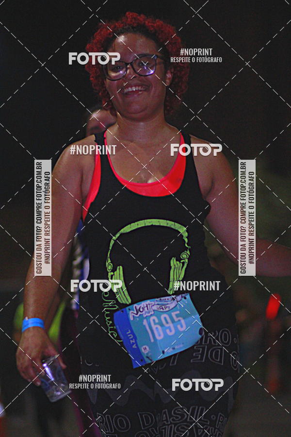Buy your photos of the eventNight Run 2019 - Pop - Rio de Janeiro on Fotop