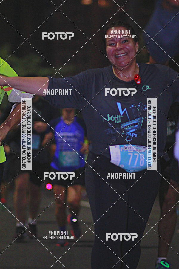Buy your photos of the eventNight Run 2019 - Pop - Rio de Janeiro on Fotop