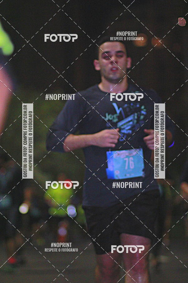Buy your photos of the eventNight Run 2019 - Pop - Rio de Janeiro on Fotop