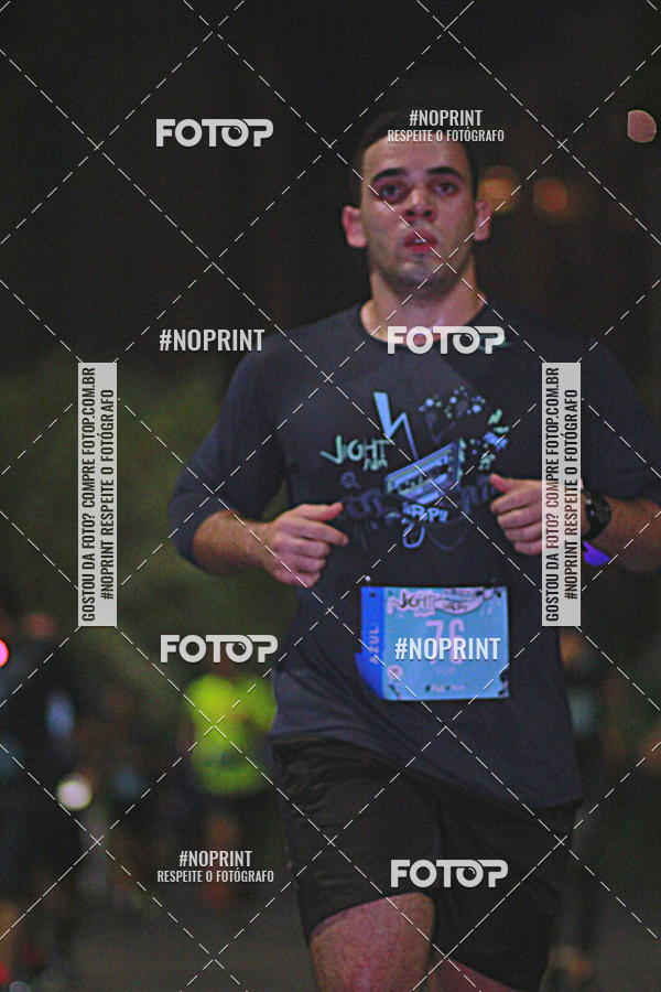 Buy your photos of the eventNight Run 2019 - Pop - Rio de Janeiro on Fotop
