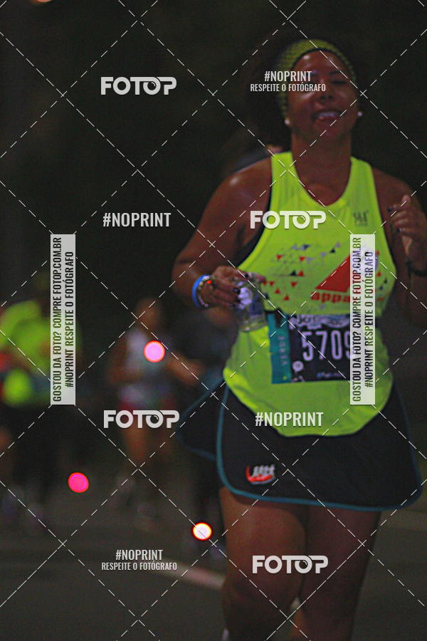 Buy your photos of the eventNight Run 2019 - Pop - Rio de Janeiro on Fotop