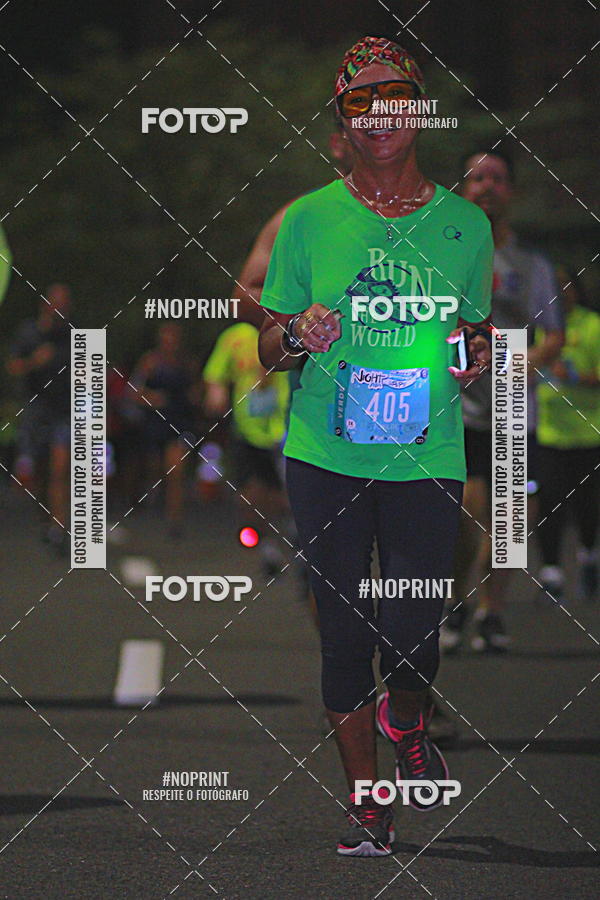 Buy your photos of the eventNight Run 2019 - Pop - Rio de Janeiro on Fotop