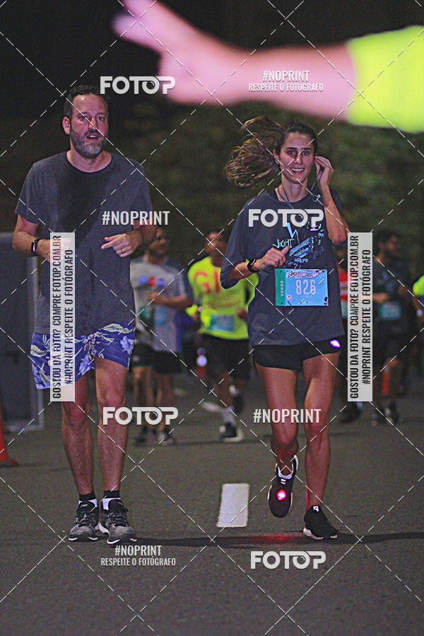 Buy your photos of the eventNight Run 2019 - Pop - Rio de Janeiro on Fotop