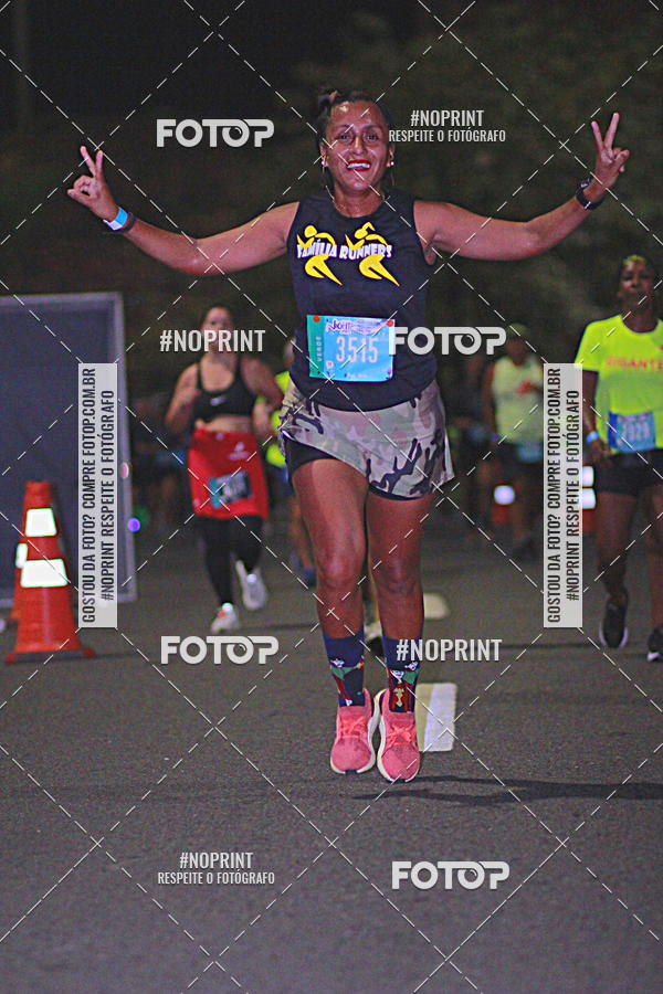 Buy your photos of the eventNight Run 2019 - Pop - Rio de Janeiro on Fotop