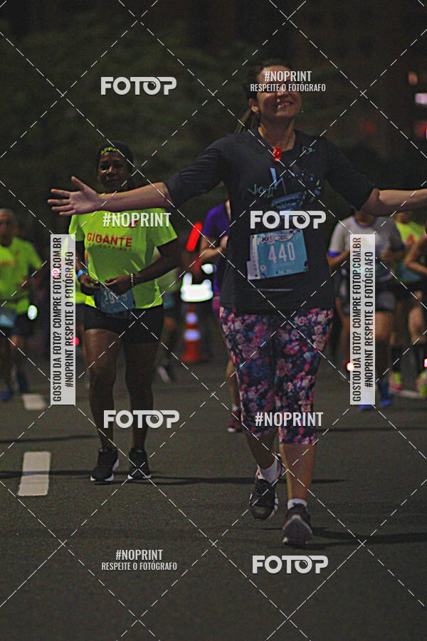 Buy your photos of the eventNight Run 2019 - Pop - Rio de Janeiro on Fotop