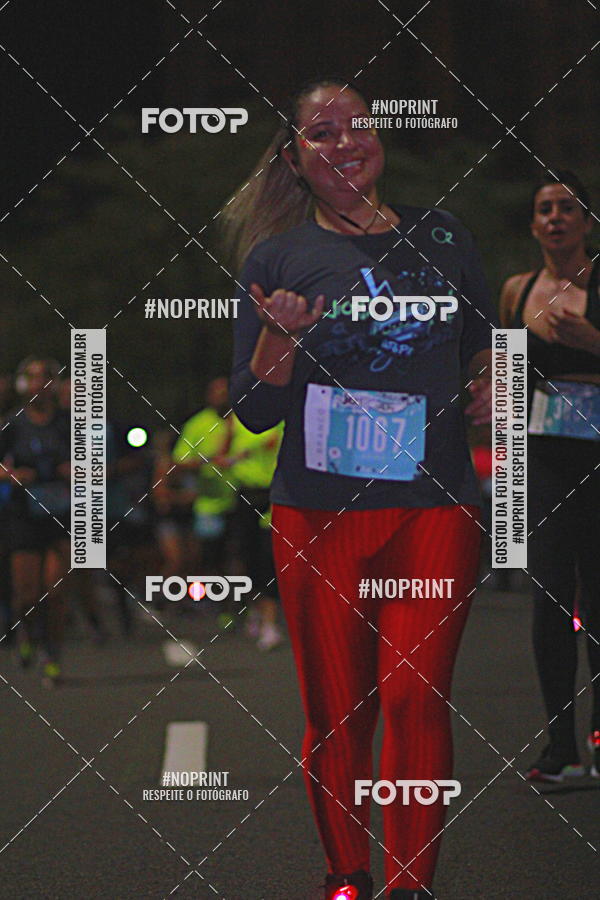 Buy your photos of the eventNight Run 2019 - Pop - Rio de Janeiro on Fotop