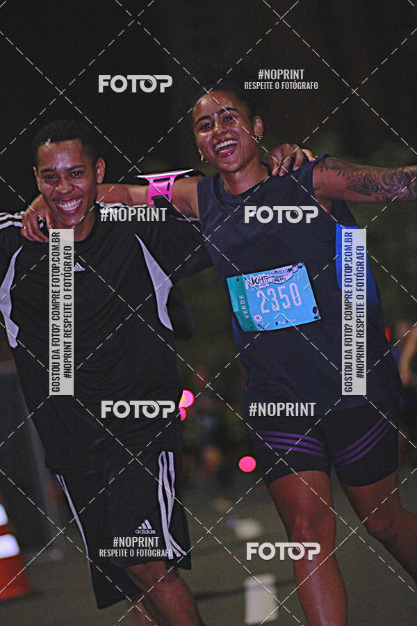 Buy your photos of the eventNight Run 2019 - Pop - Rio de Janeiro on Fotop