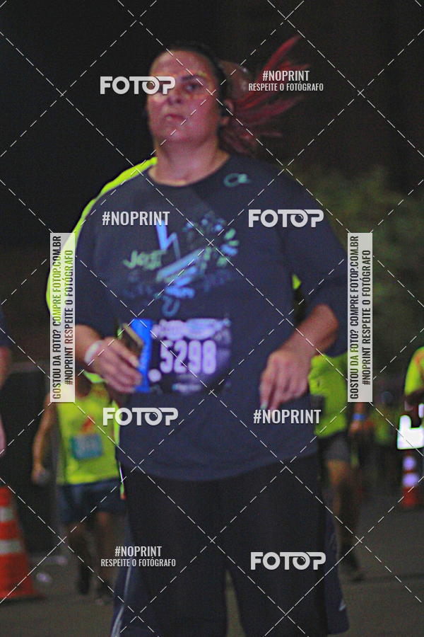 Buy your photos of the eventNight Run 2019 - Pop - Rio de Janeiro on Fotop