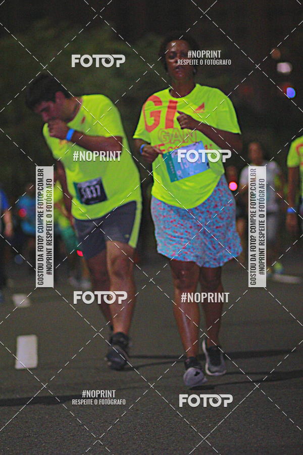 Buy your photos of the eventNight Run 2019 - Pop - Rio de Janeiro on Fotop