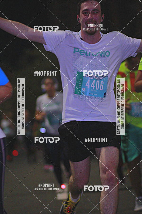 Buy your photos of the eventNight Run 2019 - Pop - Rio de Janeiro on Fotop