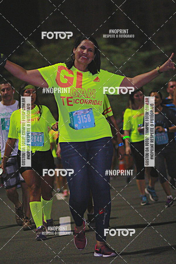 Buy your photos of the eventNight Run 2019 - Pop - Rio de Janeiro on Fotop
