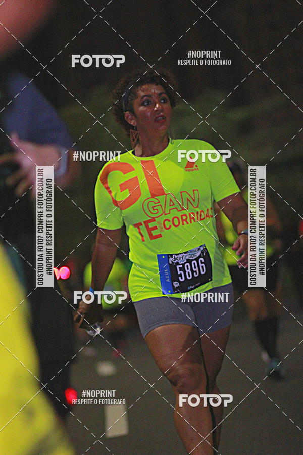 Buy your photos of the eventNight Run 2019 - Pop - Rio de Janeiro on Fotop