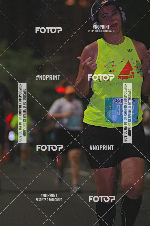 Buy your photos of the eventNight Run 2019 - Pop - Rio de Janeiro on Fotop
