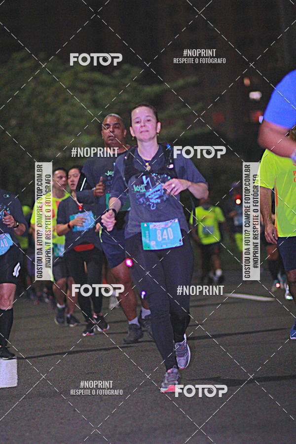 Buy your photos of the eventNight Run 2019 - Pop - Rio de Janeiro on Fotop