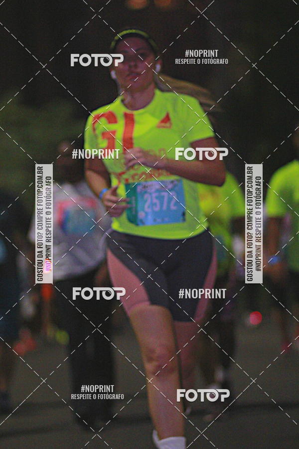 Buy your photos of the eventNight Run 2019 - Pop - Rio de Janeiro on Fotop