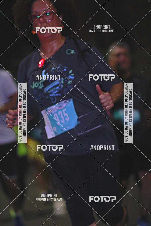Buy your photos of the eventNight Run 2019 - Pop - Rio de Janeiro on Fotop