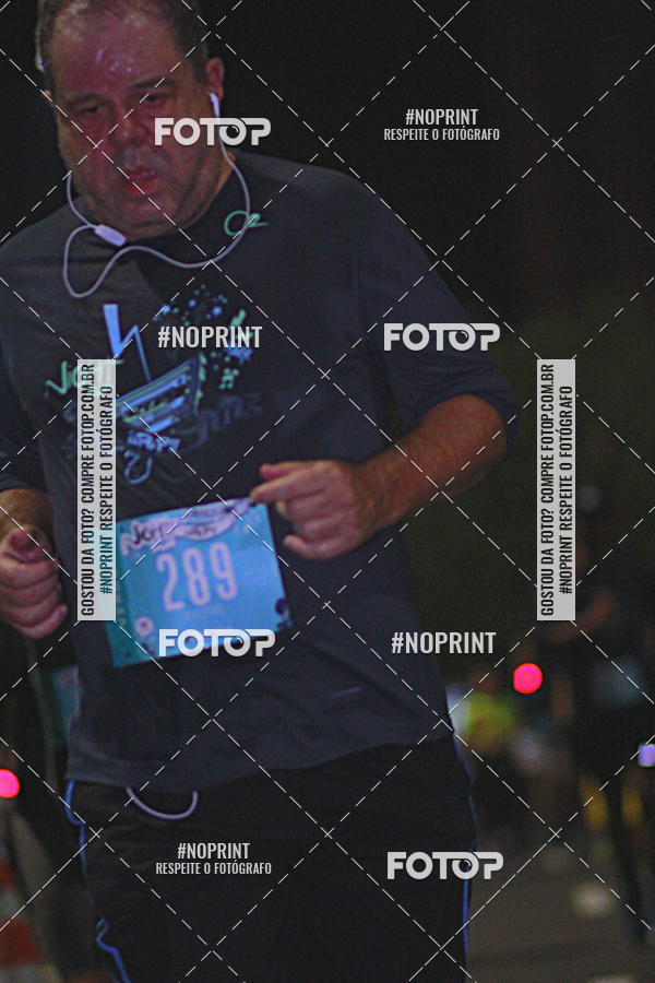 Buy your photos of the eventNight Run 2019 - Pop - Rio de Janeiro on Fotop