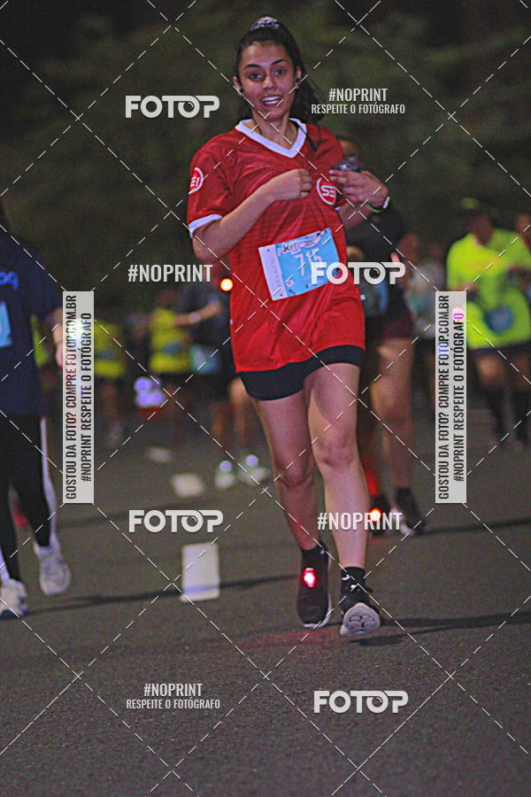 Buy your photos of the eventNight Run 2019 - Pop - Rio de Janeiro on Fotop