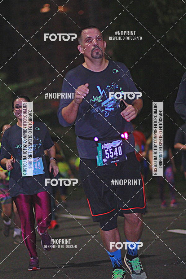 Buy your photos of the eventNight Run 2019 - Pop - Rio de Janeiro on Fotop